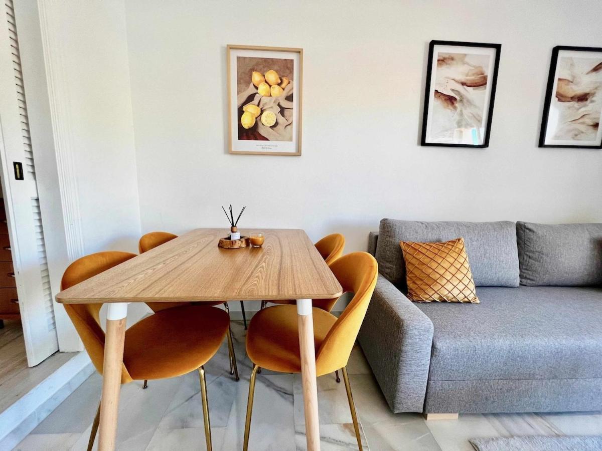 797 Holiday Rentals- Apartamento En Hotel Sunset Frente Al Mar Benalmádena Eksteriør billede