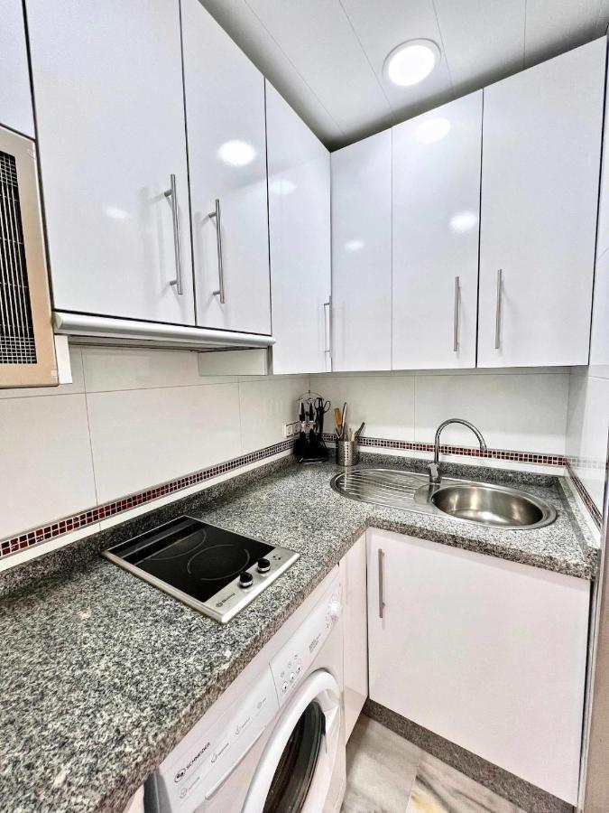 797 Holiday Rentals- Apartamento En Hotel Sunset Frente Al Mar Benalmádena Eksteriør billede