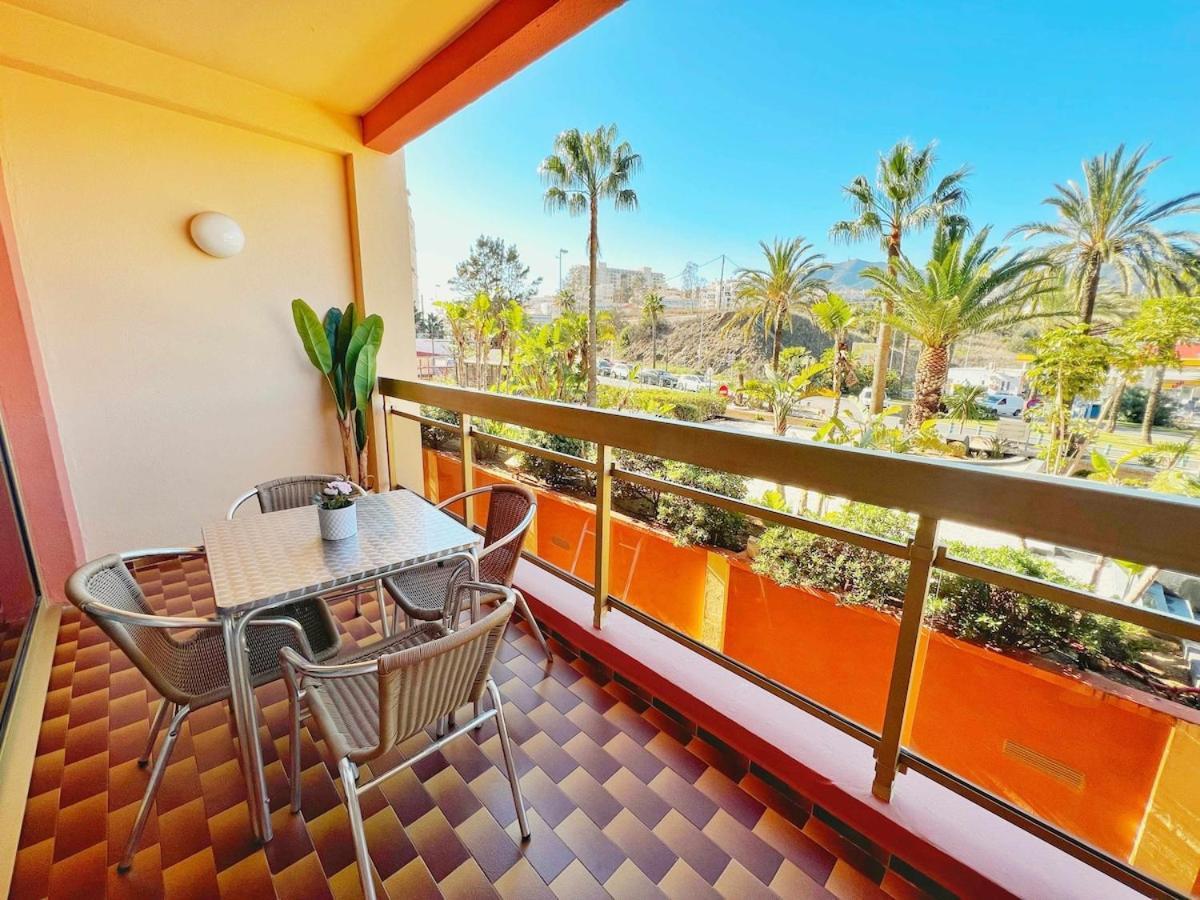 797 Holiday Rentals- Apartamento En Hotel Sunset Frente Al Mar Benalmádena Eksteriør billede