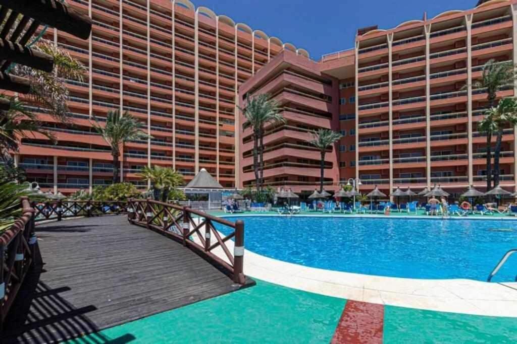 797 Holiday Rentals- Apartamento En Hotel Sunset Frente Al Mar Benalmádena Eksteriør billede