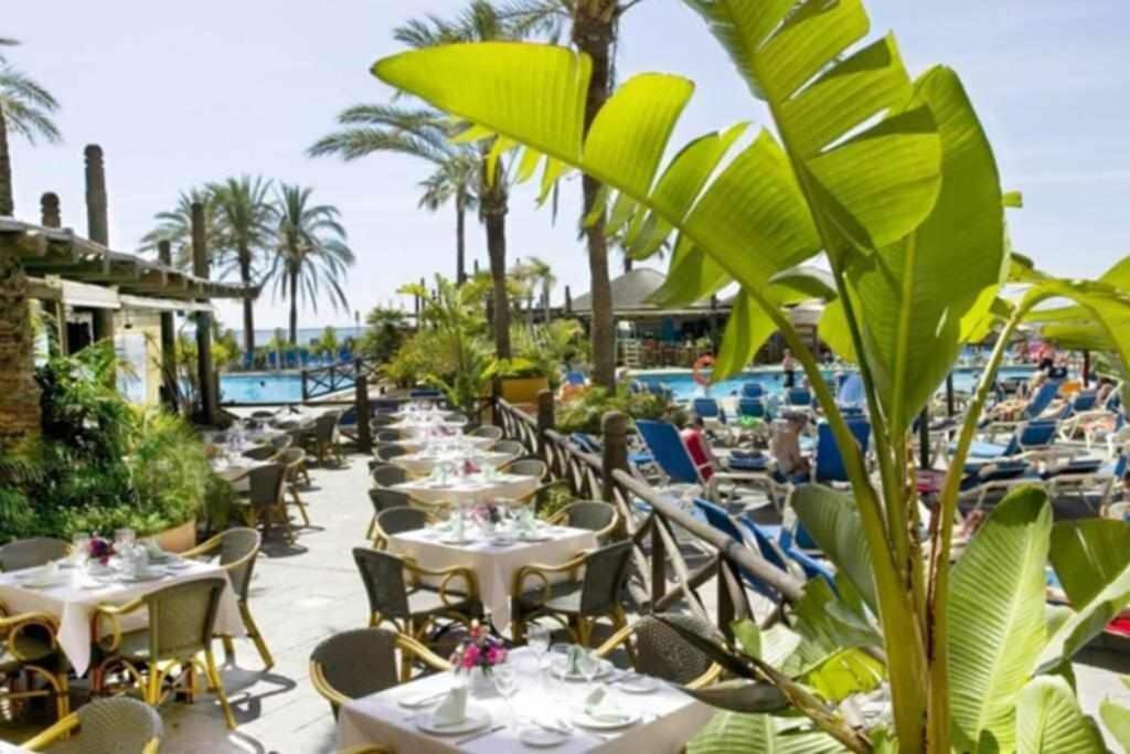 797 Holiday Rentals- Apartamento En Hotel Sunset Frente Al Mar Benalmádena Eksteriør billede