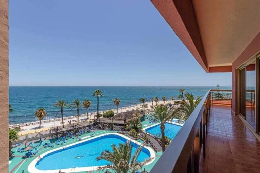 797 Holiday Rentals- Apartamento En Hotel Sunset Frente Al Mar Benalmádena Eksteriør billede
