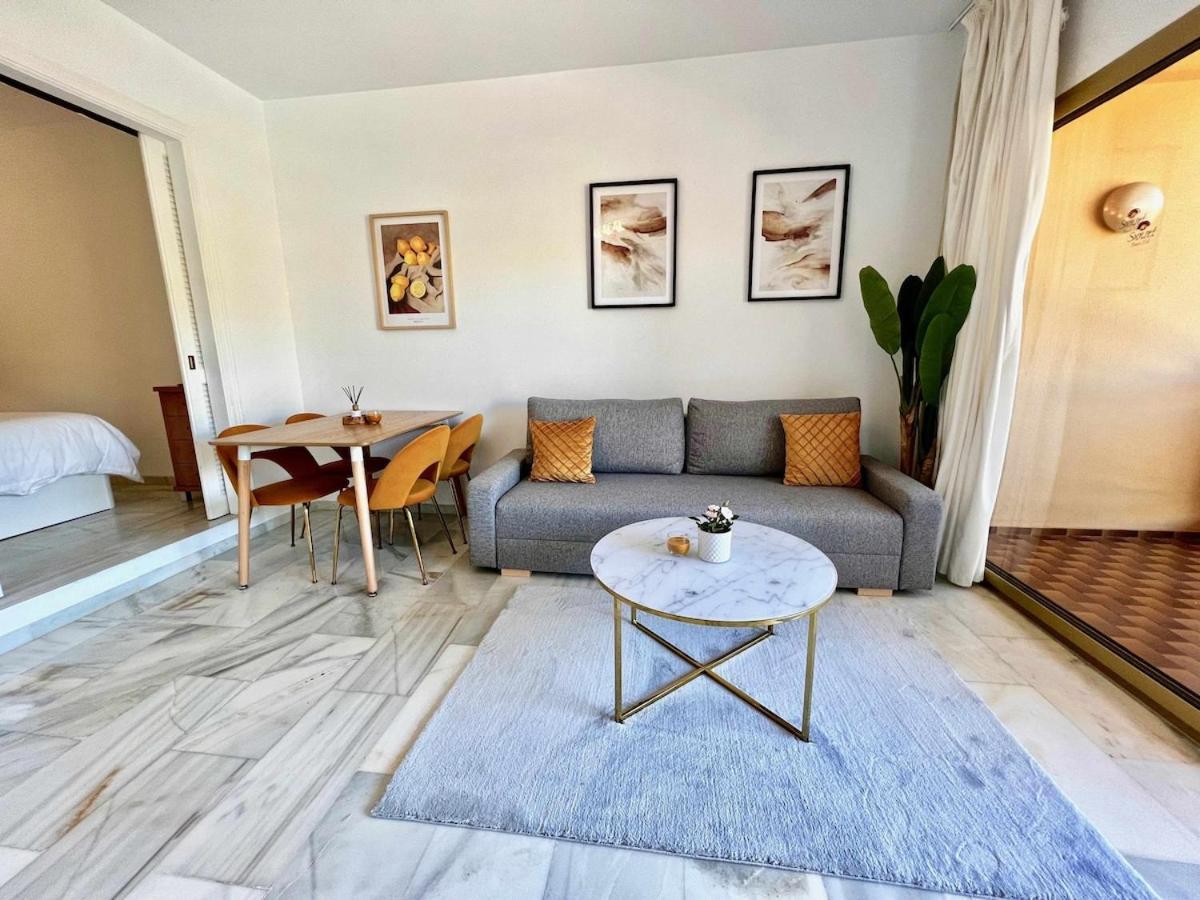 797 Holiday Rentals- Apartamento En Hotel Sunset Frente Al Mar Benalmádena Eksteriør billede